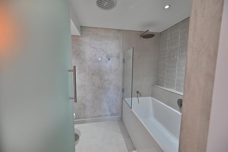 3 Bedroom Property for Sale in Dolphin Beach Western Cape